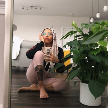 BlackOwnedBusiness FOXIE COSMETICS Kayla Phillips